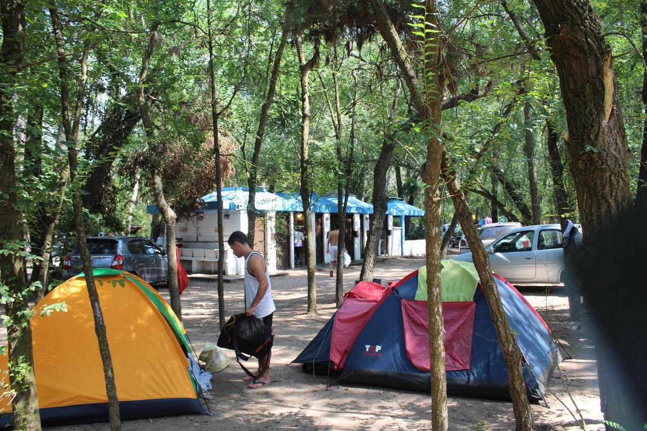 Ramma Camping Hostel Villa Gesell Bagian luar foto